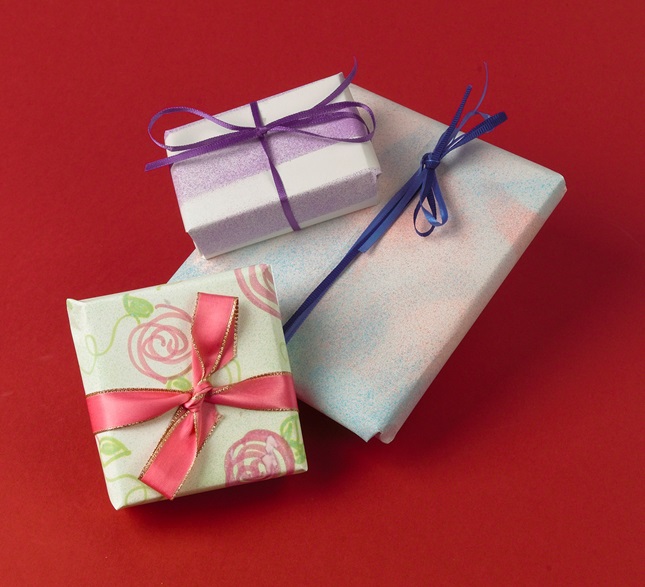 Air-Brushed Gift Wrap craft